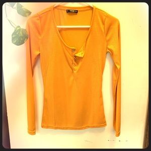 Long sleeve yellow shirt never worn